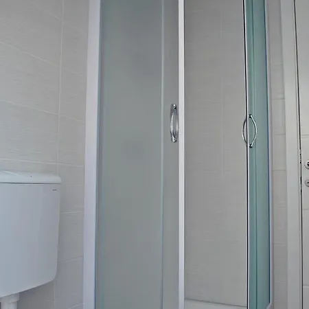 Nostro * Omiš