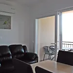 Nostro * Omiš